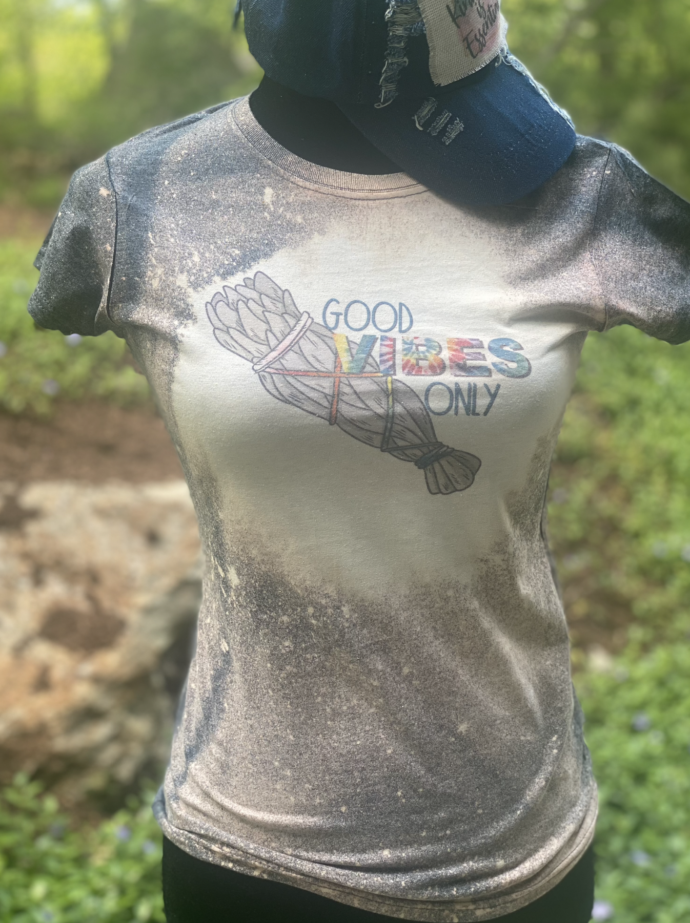 Good vibes bleached T-shirt